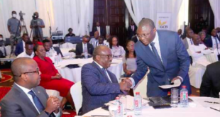 The Governor of the Bank of Ghana (BoG), Dr Ernest Addison advises the government to allow a commercial bank to take over the "Gold for Oil" programme.