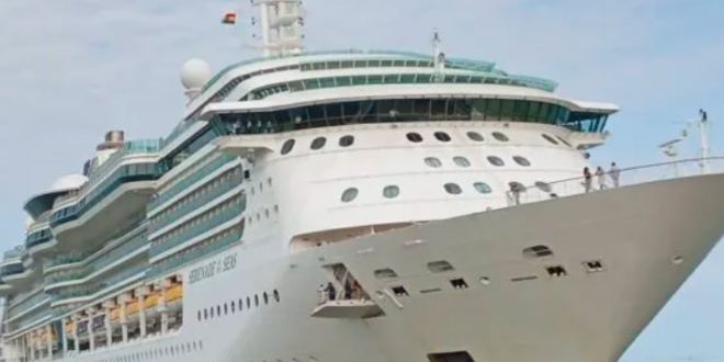 Cruise vessel Serenade of the Seas docks at Takoradi Harbour Over 200 tourists onboard visited the Elmina and Cape Coast Castles, Kakum, Bosomtwe Sam fishing Harbour, Cocoa farm among other tourist sites.