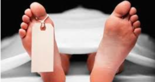 A taxi driver from Kasoa Akweley believed to be in his early 30s, checked into a hotel room with his side chick and died under mysterious circumstances, and the lady is nowhere to be found.