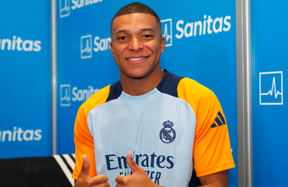 After being unveiled as a Real Madrid player, Kylian Mbappé addressed the media in the press room at the Santiago Bernabéu stadium.