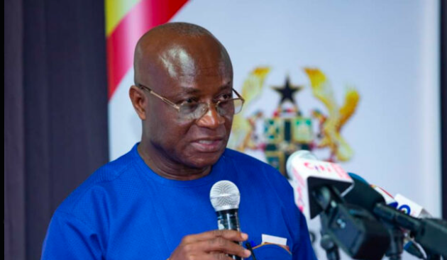 Former Majority Leader Osei Kyei-Mensah-Bonsu has criticized former President John Mahama‘s manifesto promise to scrap taxes on betting, calling it “unacceptable.”