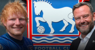 Singer-songwriter Ed Sheeran has acquired a minority stake in Premier League club Ipswich Town.