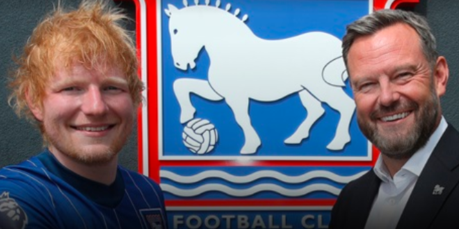 Singer-songwriter Ed Sheeran has acquired a minority stake in Premier League club Ipswich Town.