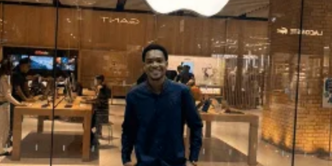 The champion of Ghana’s Sharks Quiz Season 3 and a recent graduate of Academic City University College, Faith Sobe Cyril, has landed a Software Engineer role at Apple in London, UK.