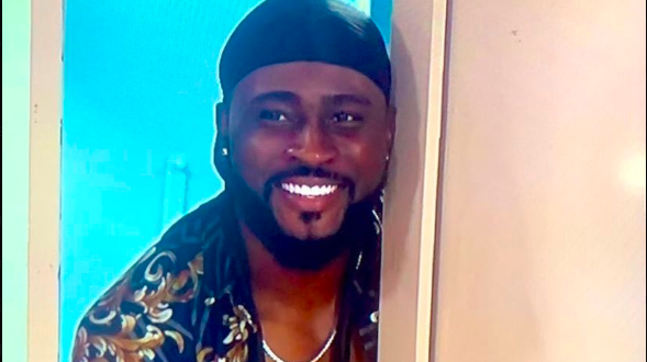 Outspoken Nigerian-US-based actor Pere Egbi has waded into yet another controversy following his recent comment on the natural beauty of women.